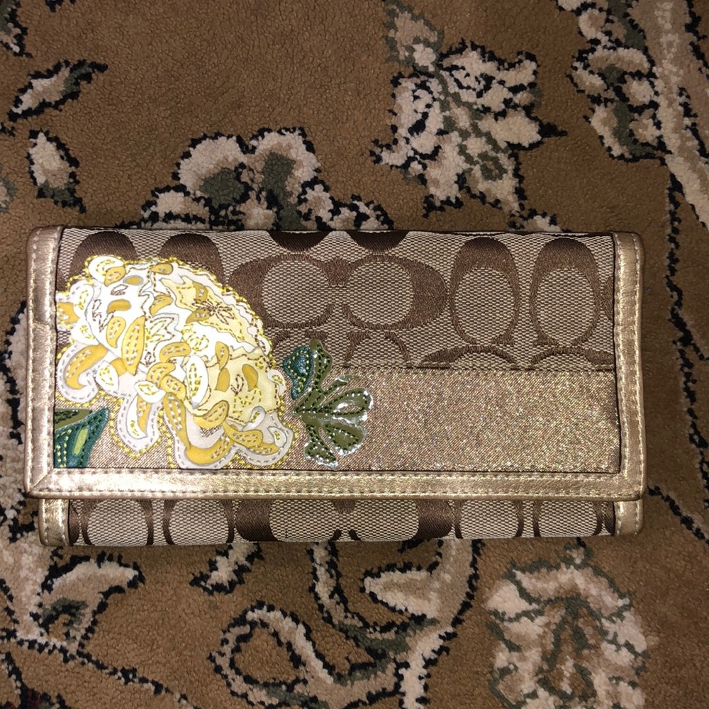 Coach wallet